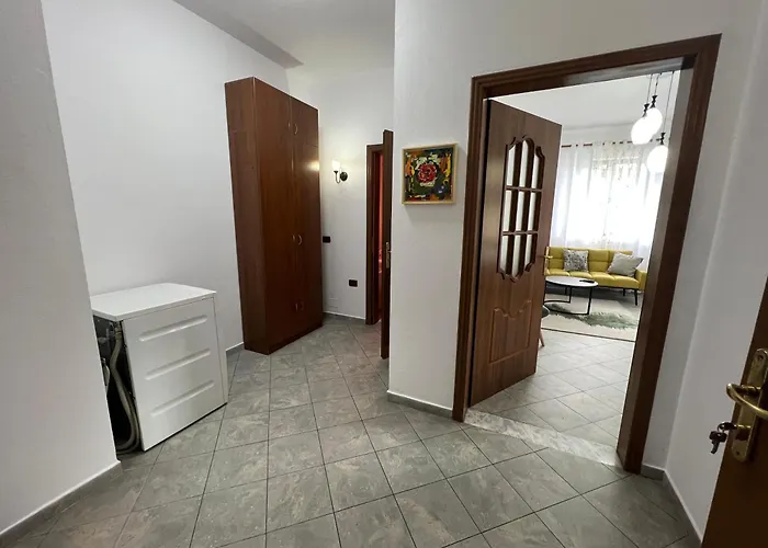 Pensión Rei's Tirana